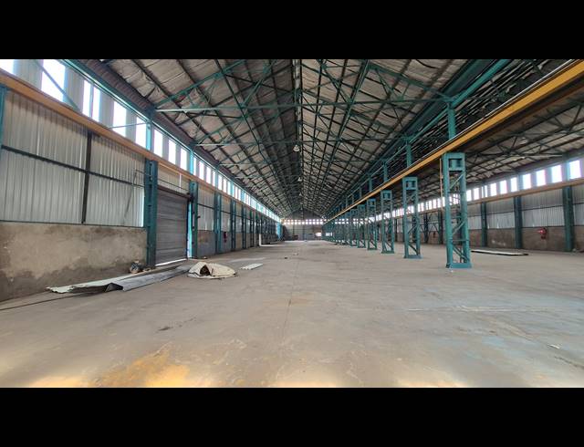 3,000M² FACTORY FOR SALE IN BOKSBURG EAST